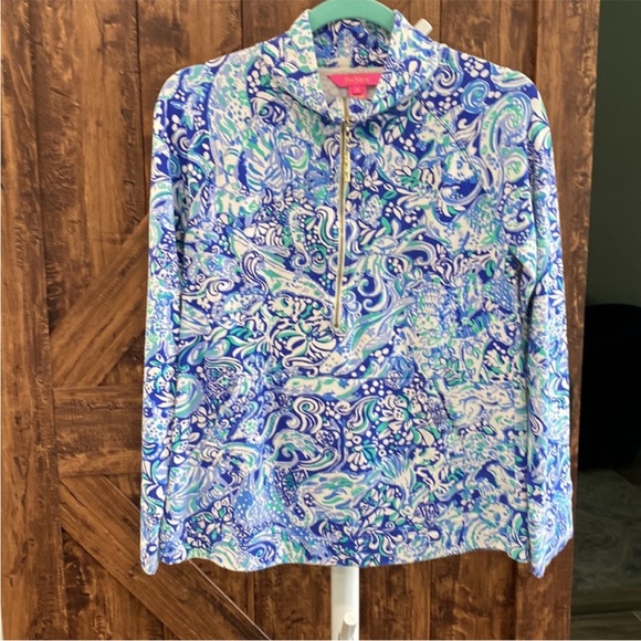 Lilly Pulitzer Tops - Lilly Pulitzer upf 50 skipper popover size small